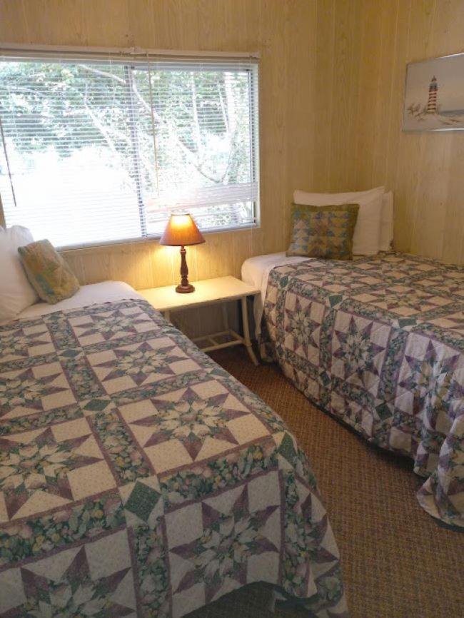 Stegbone'S Fish Camp And Resort Satsuma Esterno foto